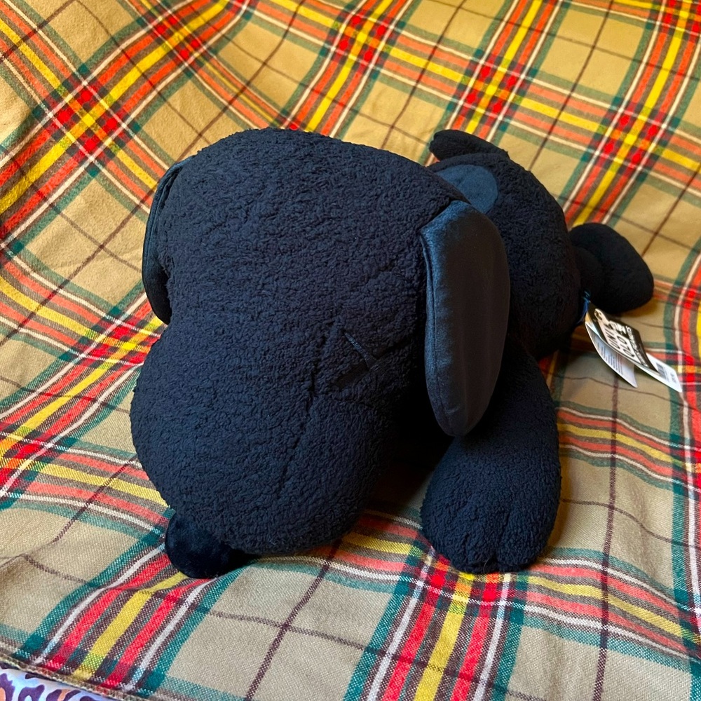 NWT Limited Edition KAWS x UNIQLO x Peanuts Snoopy Plush (Large) - Black